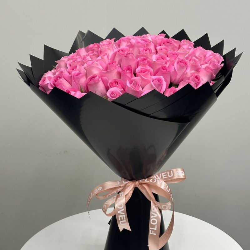 100 Pink Roses With Black Wrapping FLV-0321